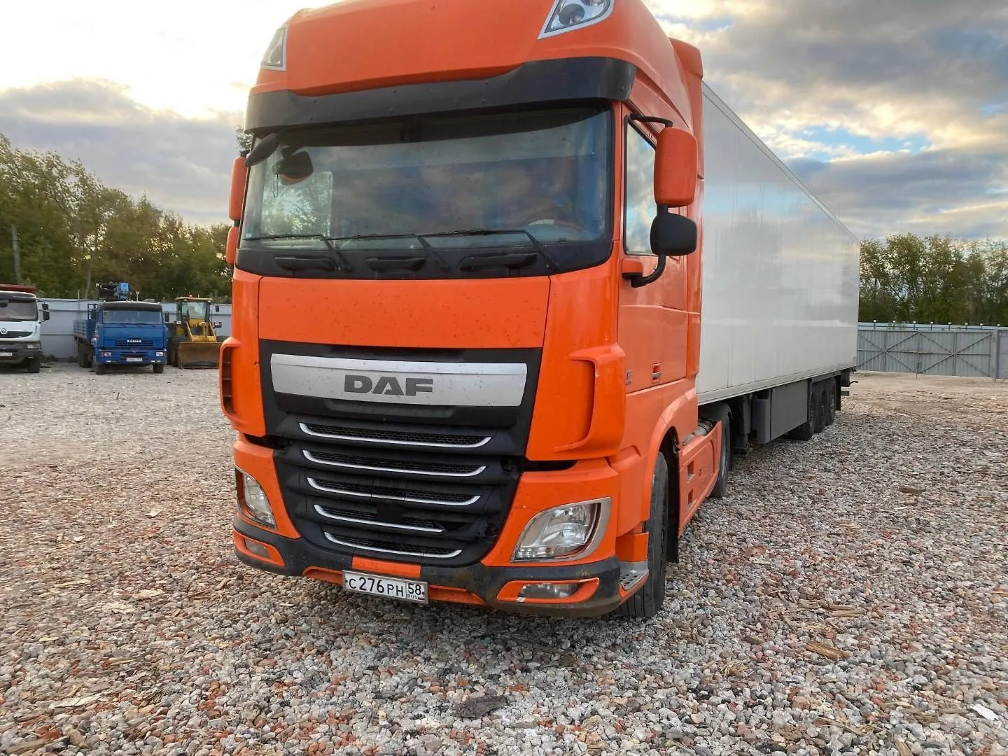 DAF XF 4x2 Седельный тягач, фото 2