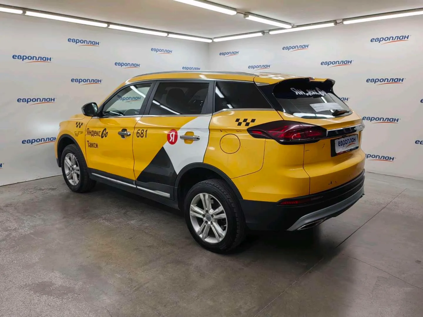 Geely Atlas Pro Комфорт 1.5Т 150 л.с. АТ, фото 4