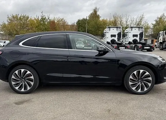 AITO M5, фото 3