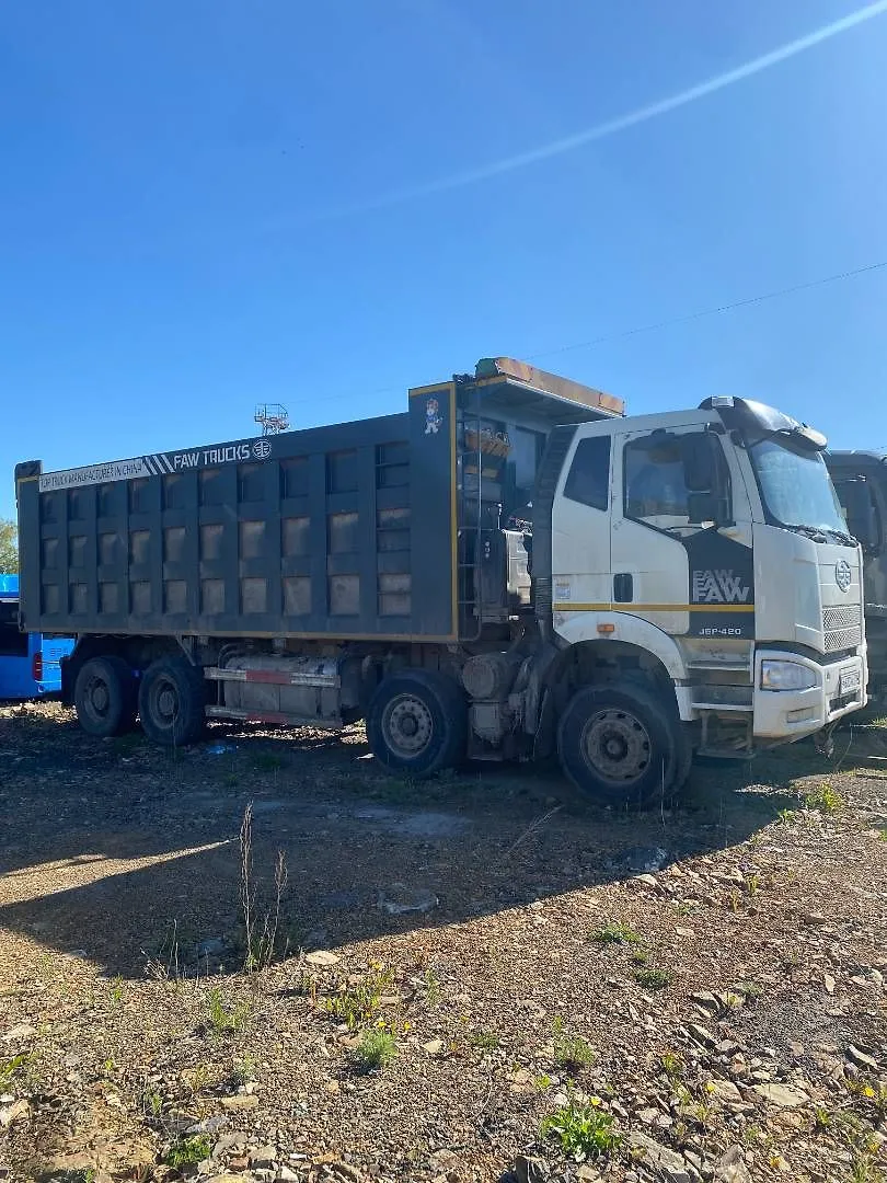 FAW J6 8x4 Самосвал, фото 4