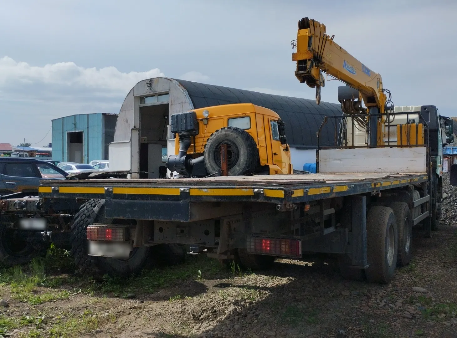 Юбо-Сумотори 4591* на шасси FAW CA 3250 6x6 Бортовой с КМУ, фото 3
