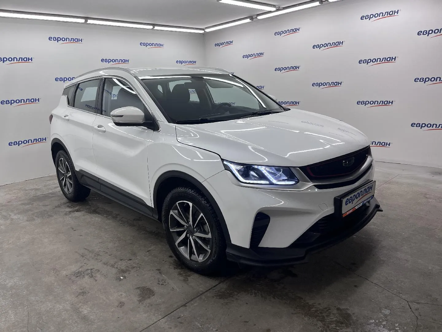 Geely Coolray Комфорт 1.5Т АТ, фото 2