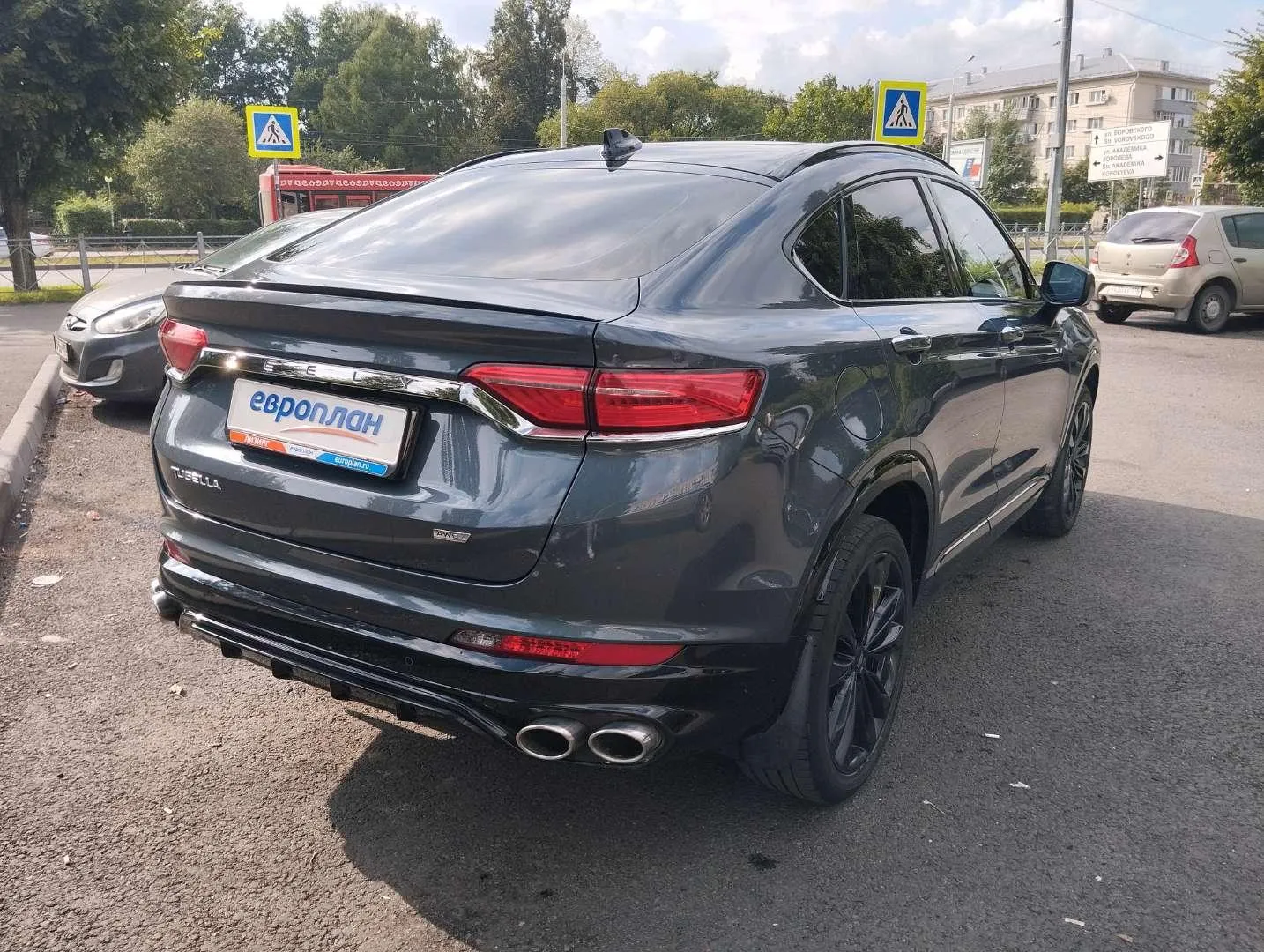 Geely Tugella Флагшип Спорт 2.0Т 238 л.с. АТ полный привод, фото 3
