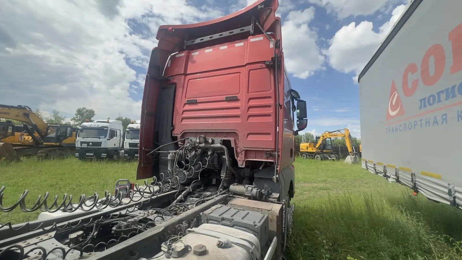 Sitrak C7H 6x4 Седельный тягач, фото 3