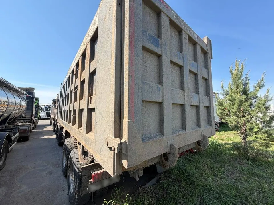 FAW CA 3310 8x4 Самосвал, фото 4
