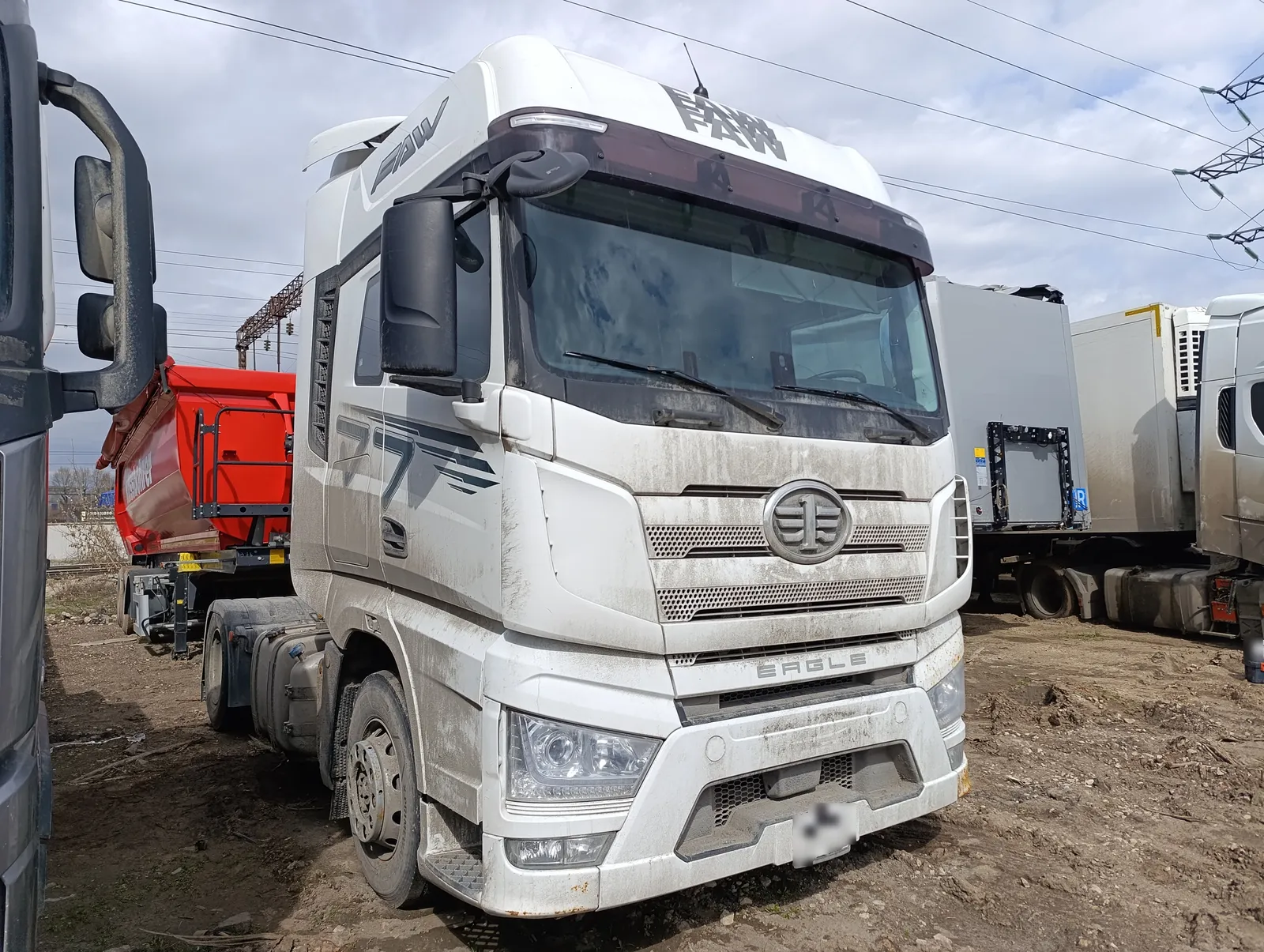 FAW J7 4x2 Седельный тягач, фото 2