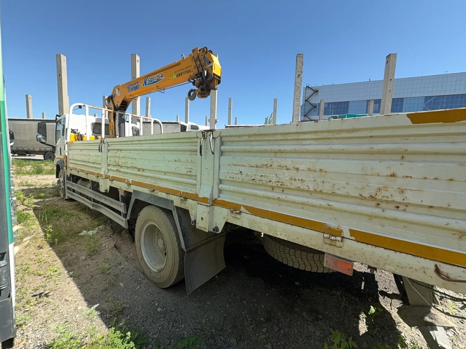 DAYUN CGC* 4x2 Бортовой с КМУ, фото 4