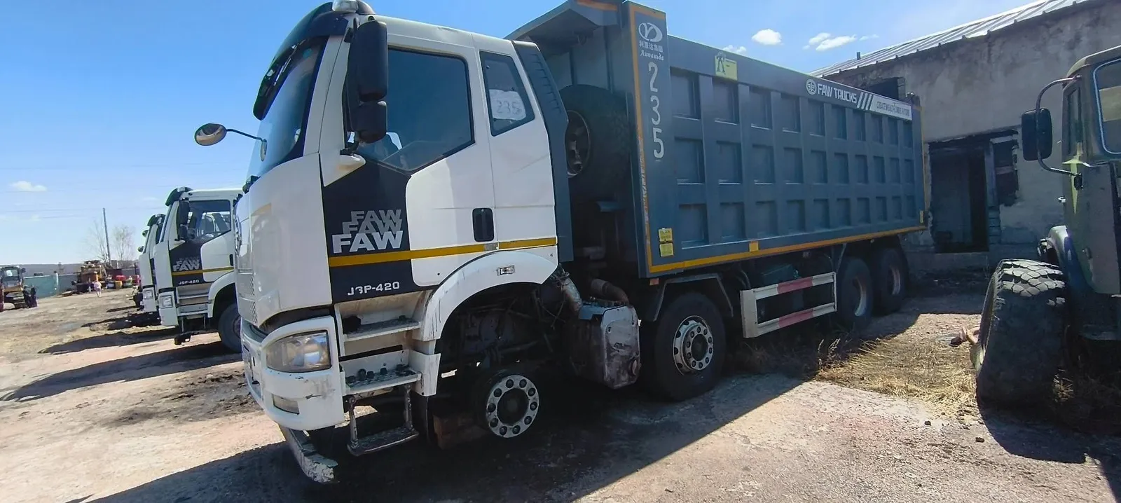 FAW J6 8x4 Самосвал, фото 4