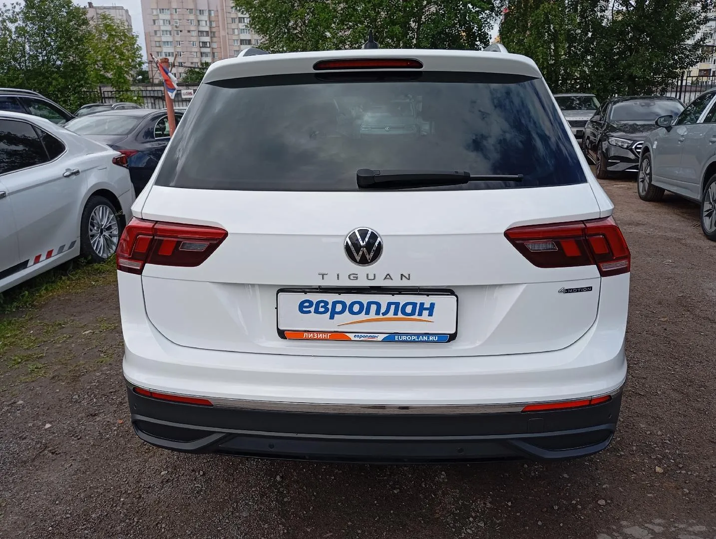Volkswagen Tiguan Статус 2.0Т 180 л.с. АТ полный привод, фото 5