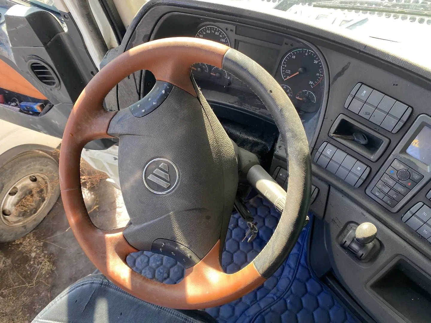 Foton AUMAN 4x2 Седельный тягач, фото 5