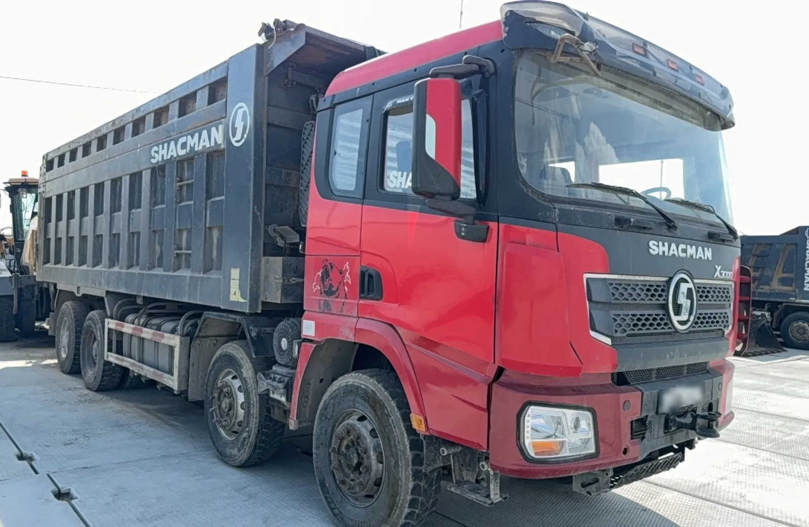 Shacman SX* 8x4 Самосвал, фото 2