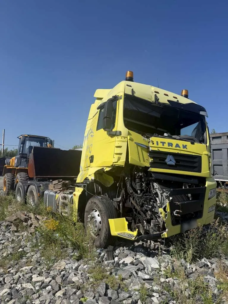 Sitrak C7H 6x4 Седельный тягач, фото 2