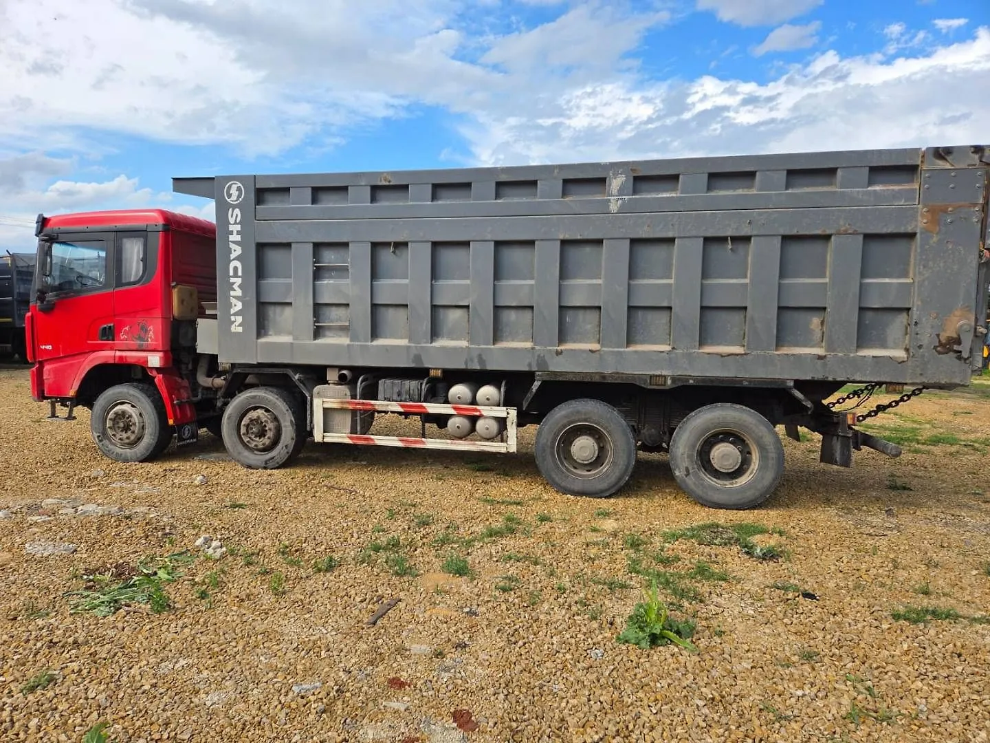 Shacman SX* 8x4 Самосвал, фото 4