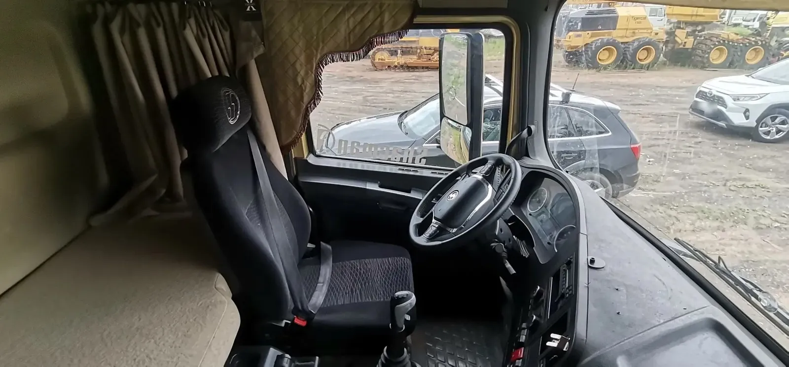 Shacman SX* 6x4 Седельный тягач, фото 5