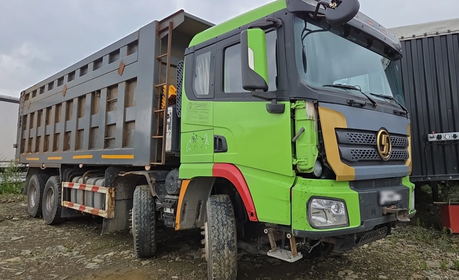 Shacman SX* 8x4 Самосвал, фото 2