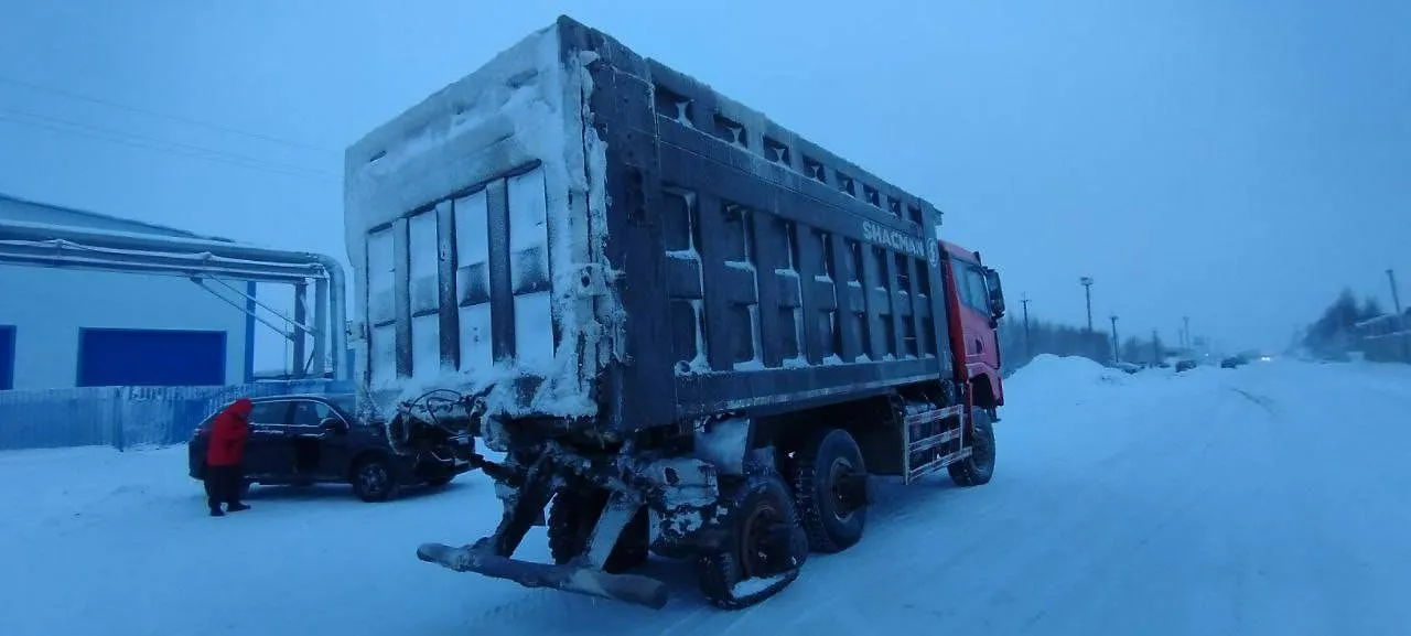 Shacman SX* 6x6 Самосвал, фото 5