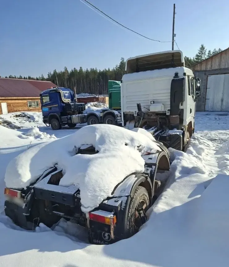 Shacman SX* 6x6 Седельный тягач, фото 3