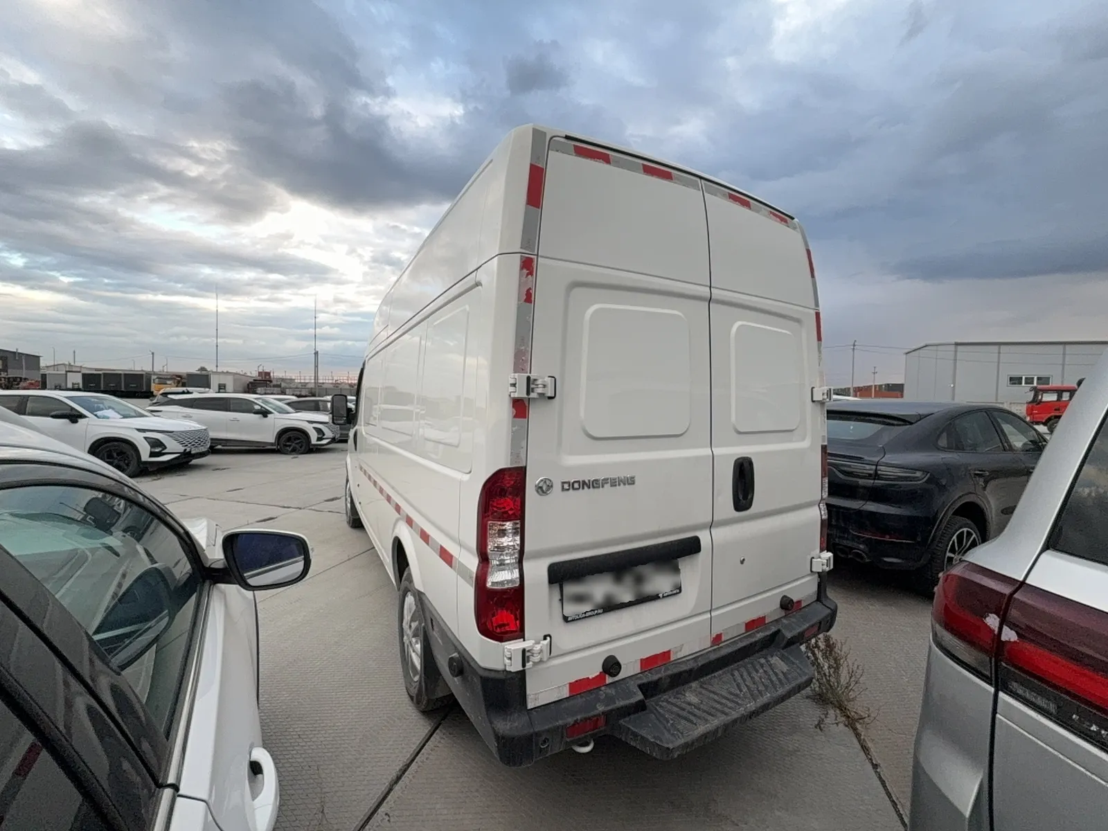 DONGFENG K33* Цельнометаллический, фото 4