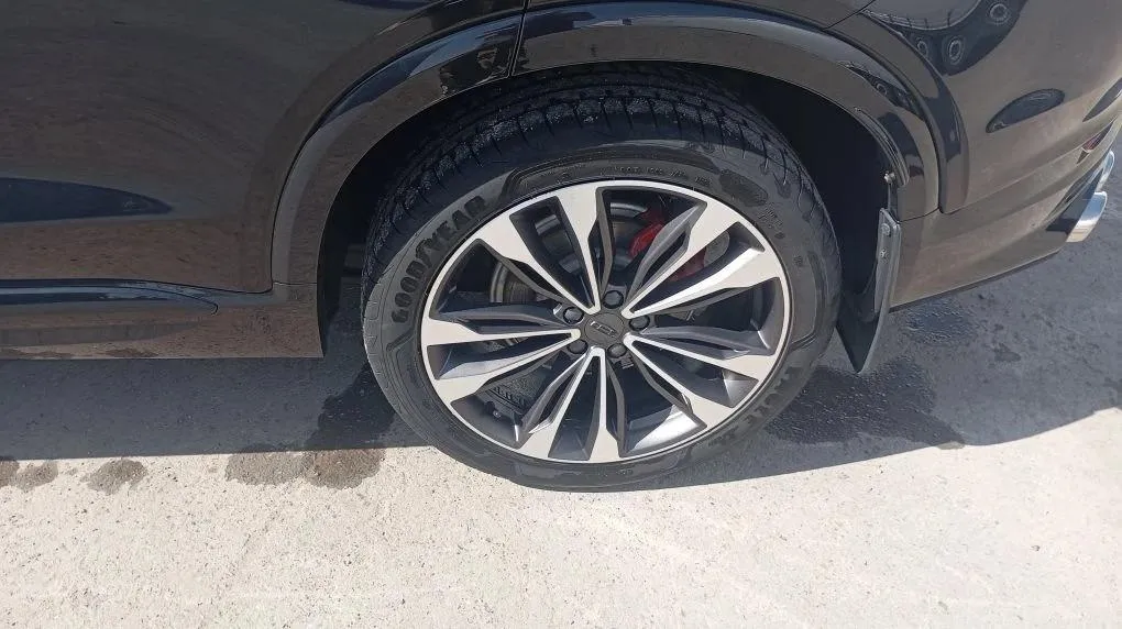 Geely Tugella Флагшип 2.0Т 200 л.с. АТ полный привод, фото 5