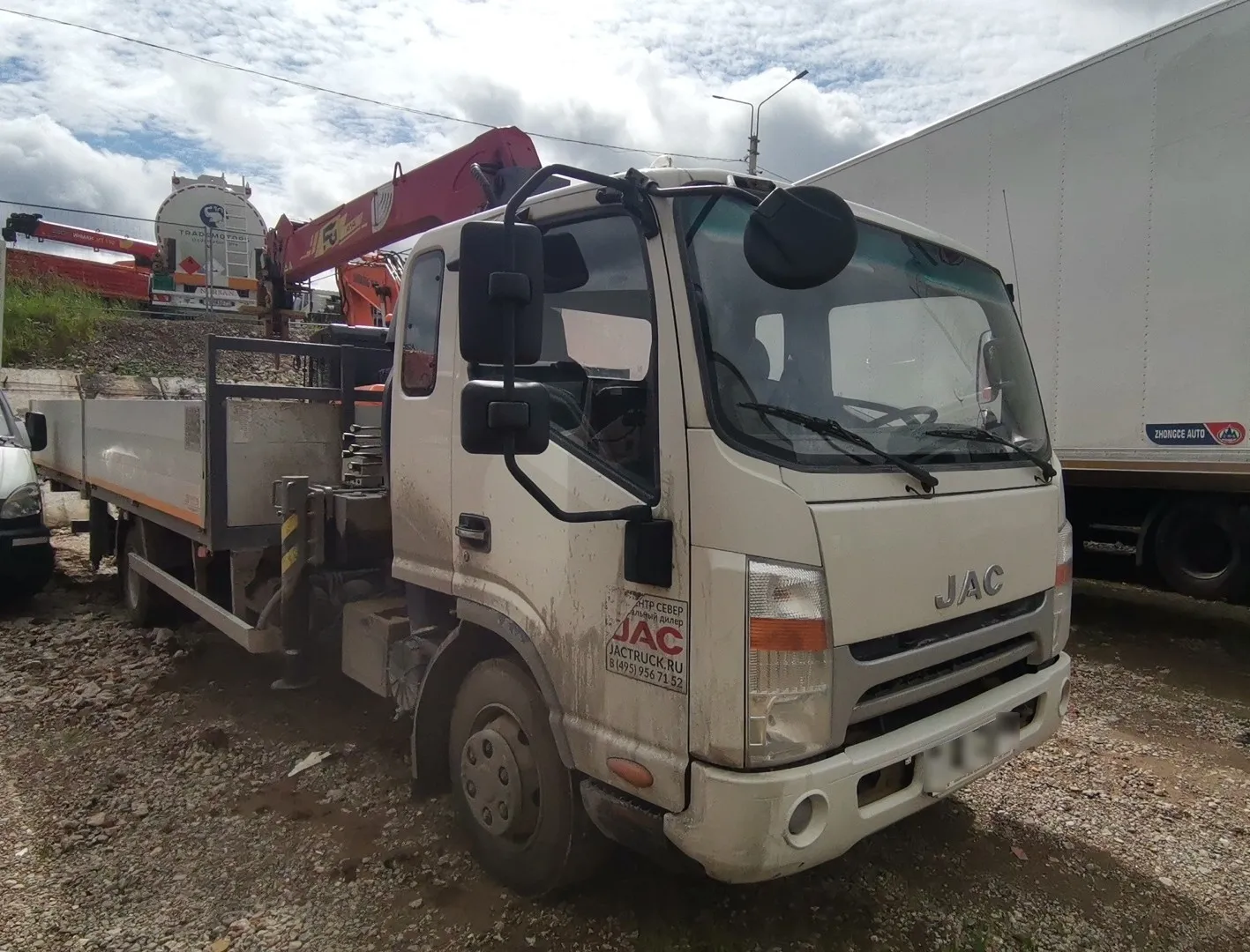 JAC SMA* на шасси JAC N90 4x2 Бортовой с КМУ, фото 2