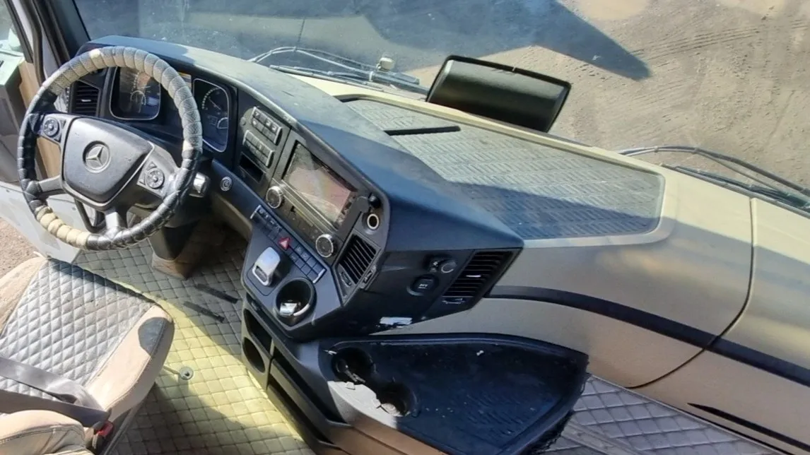 Mercedes-Benz Actros 4x2 Седельный тягач, фото 5