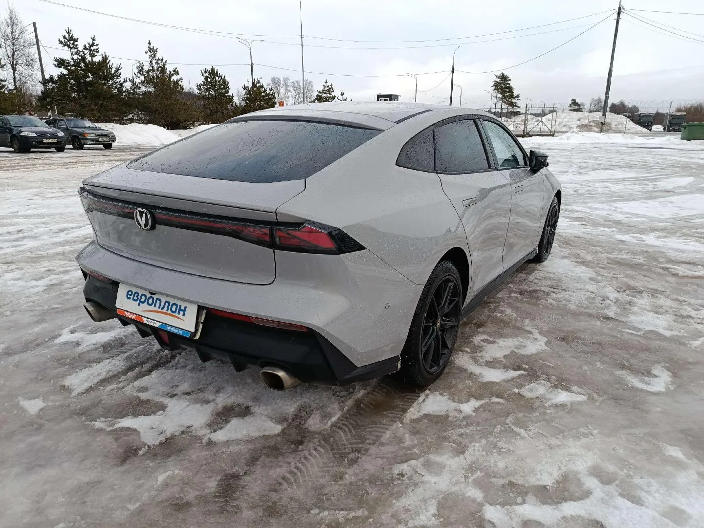 Changan Uni-V Комфорт 1.5Т АТ, фото 3