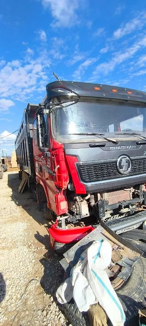 Shacman SX* 8x4 Самосвал, фото 2