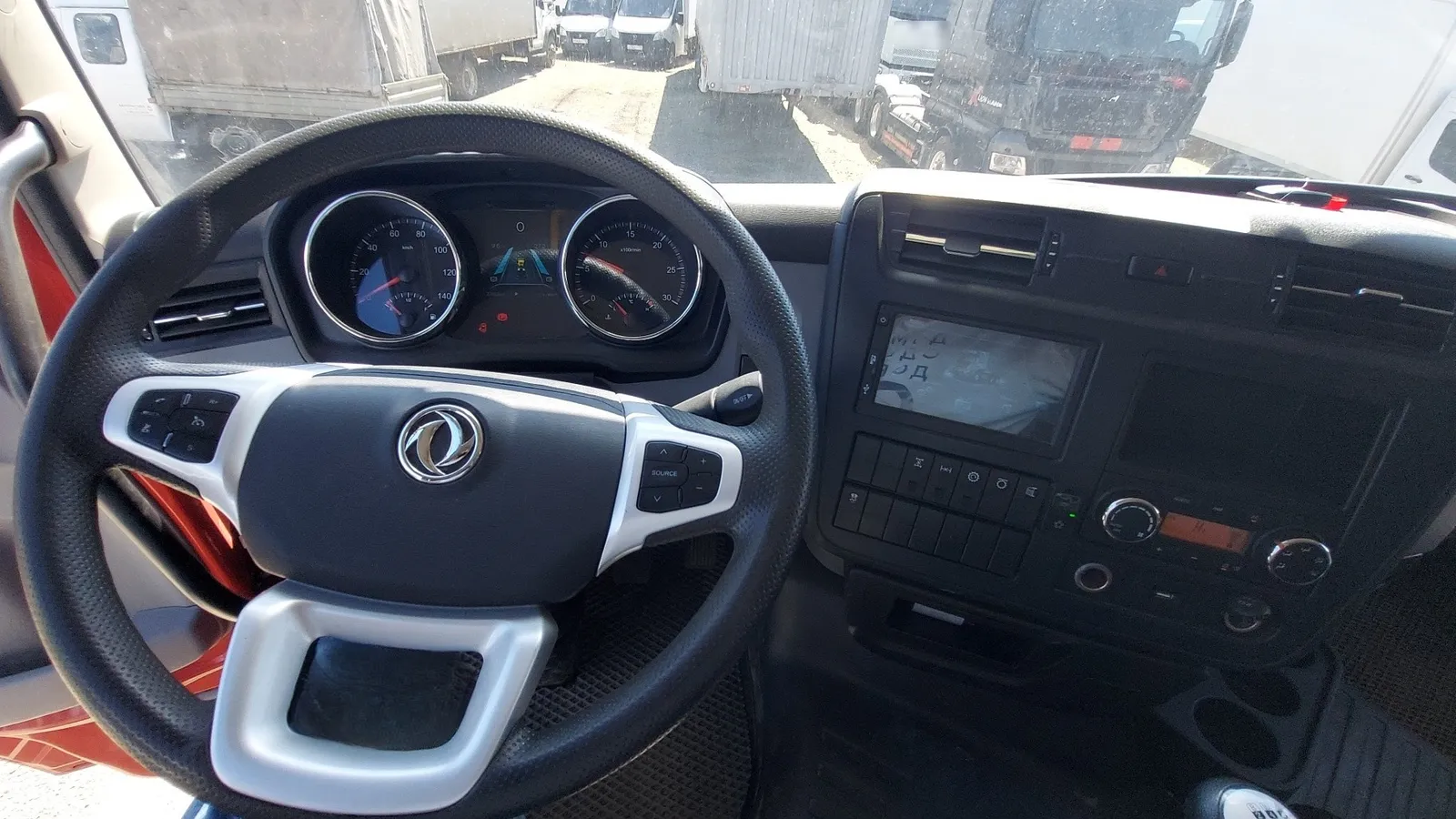 DONGFENG KC 8x4 Самосвал, фото 5