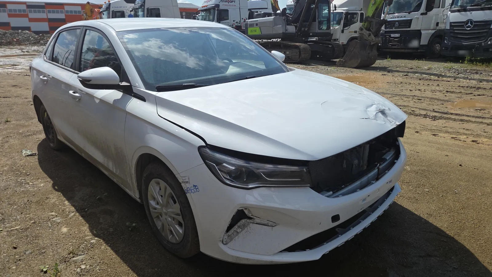 Geely EMGRAND, фото 2