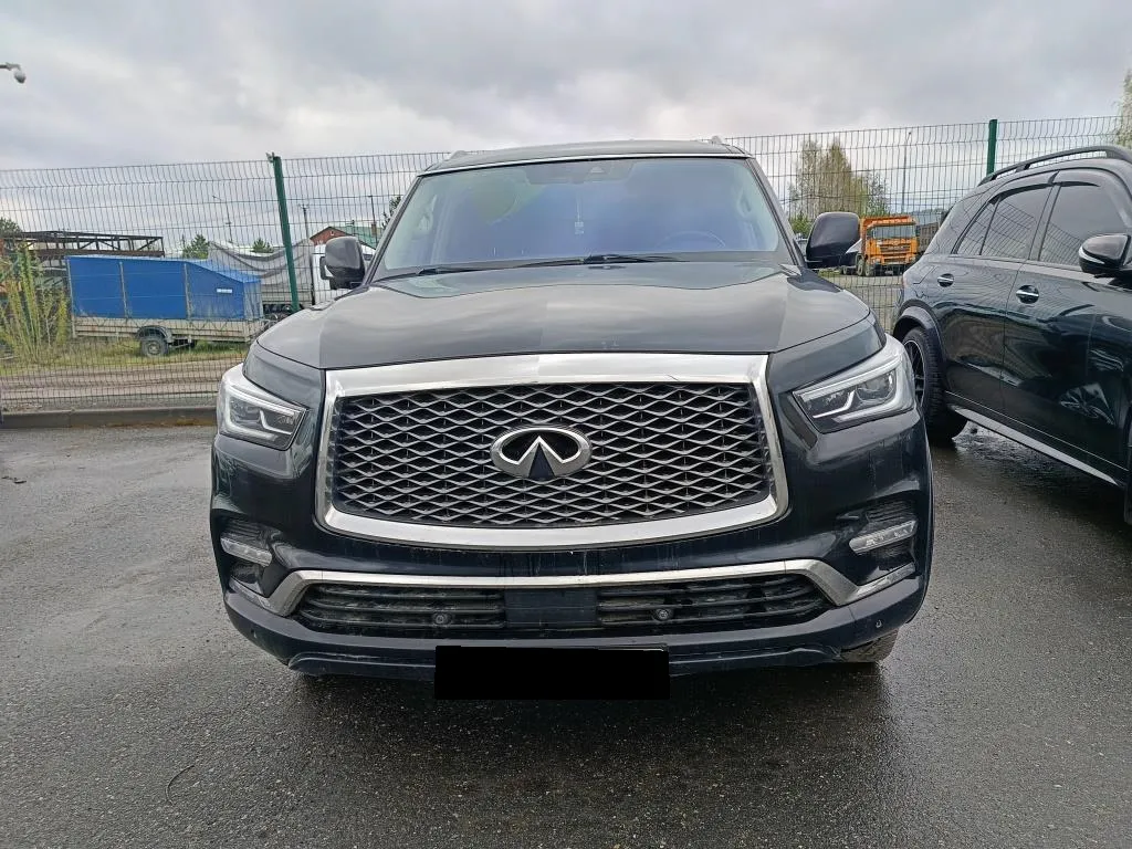 Infiniti QX80, фото 2