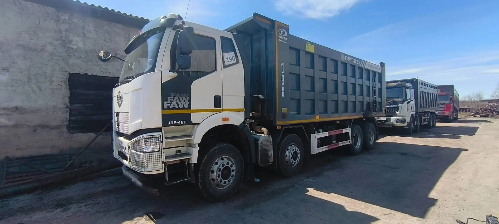 FAW J6 8x4 Самосвал, фото 3