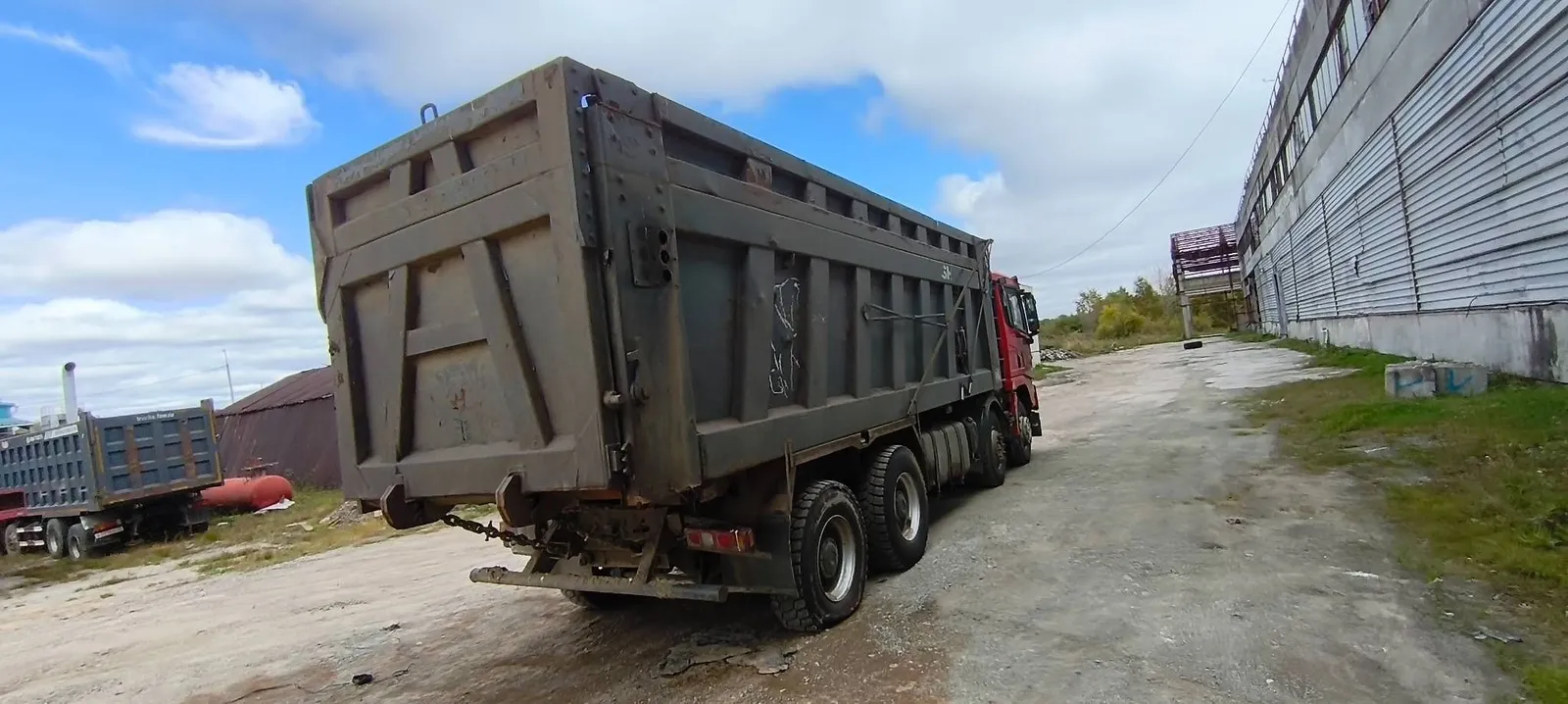 Shacman SX* 8x4 Самосвал, фото 4