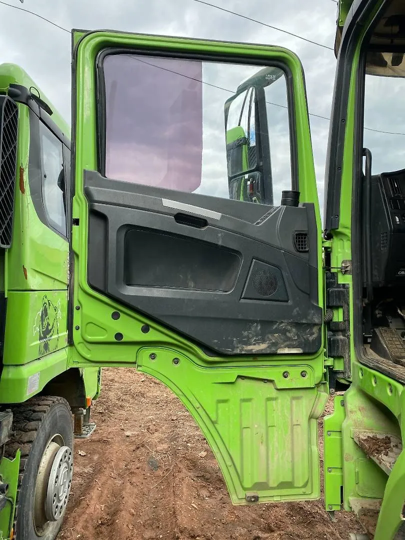 Shacman SX* 6x6 Самосвал, фото 4