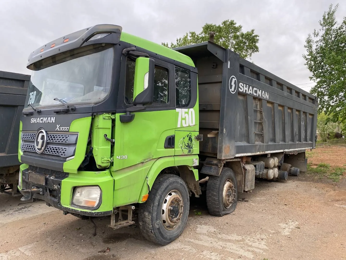 Shacman SX* 8x4 Самосвал, фото 3