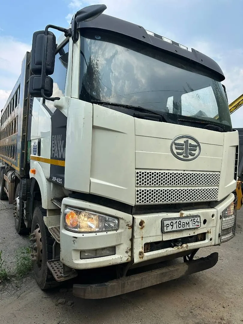 FAW J6 8x4 Самосвал, фото 3