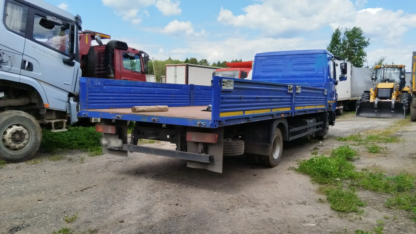 МАЗ 4371* 4x2 Бортовой, фото 3