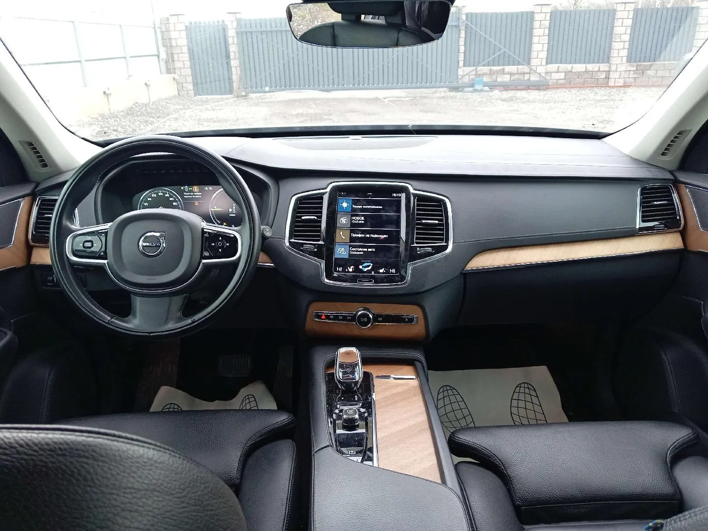 Volvo XC90 2.0 T8 TwinEngine Inscription 7s 4WD AT, фото 5