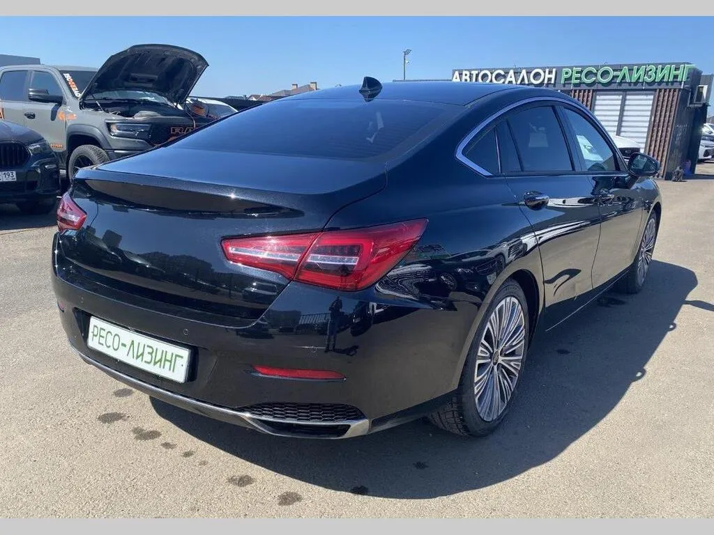 Hongqi H5, фото 5