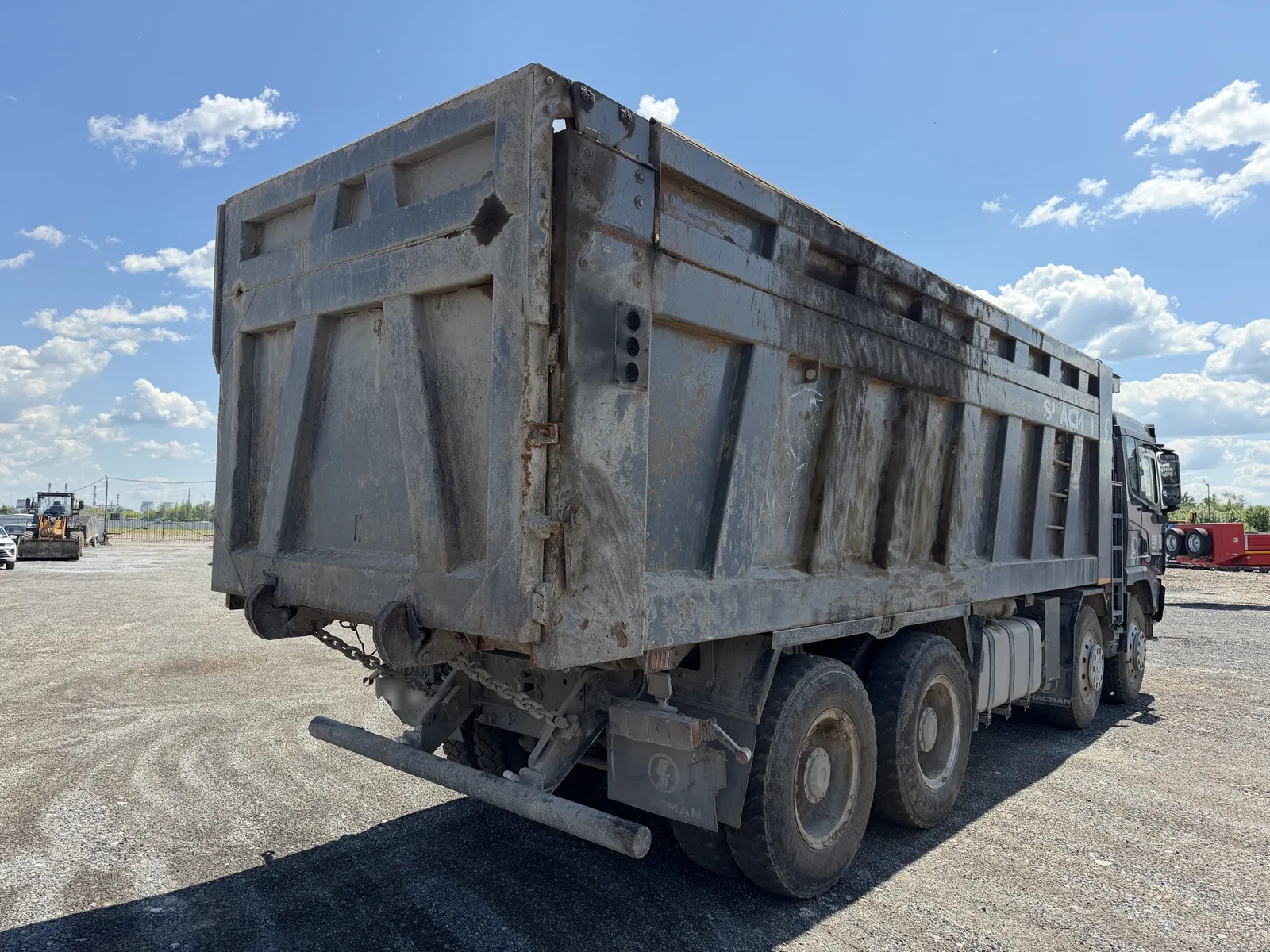 Shacman SX* 8x4 Самосвал, фото 3