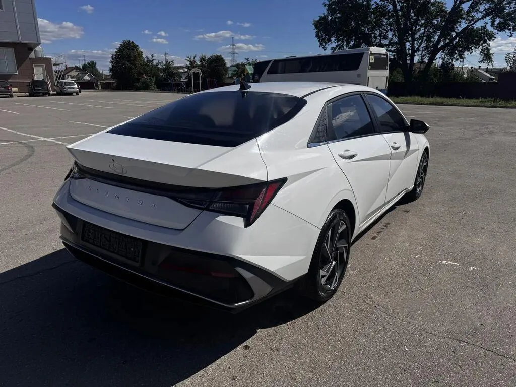Hyundai ELANTRA, фото 5