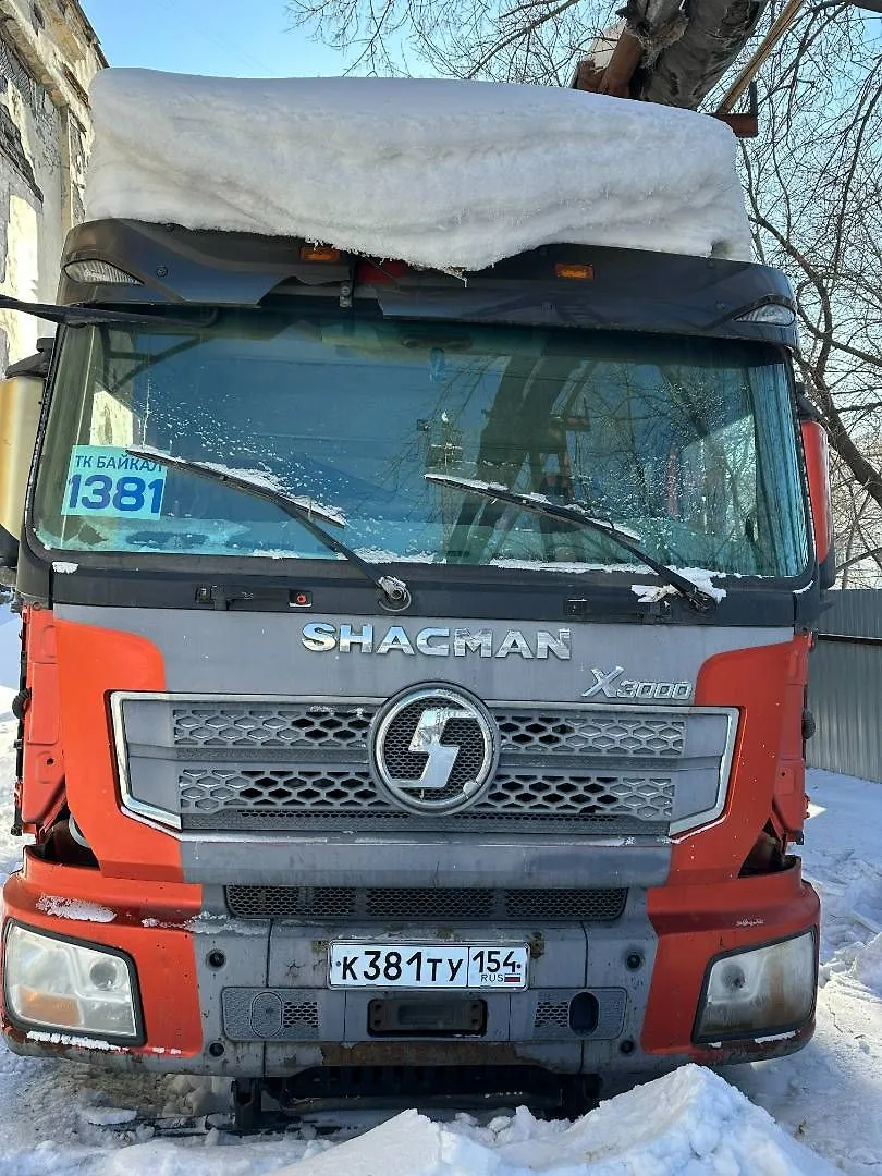Shacman SX* 8x4 Самосвал, фото 3