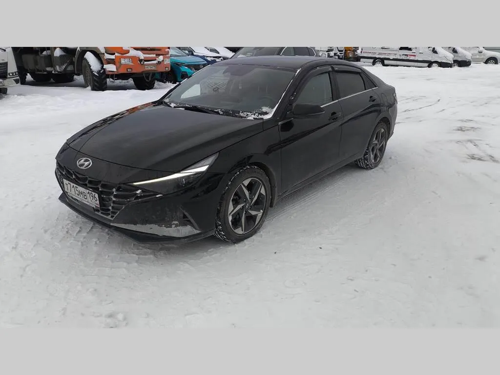 Hyundai ELANTRA, фото 3