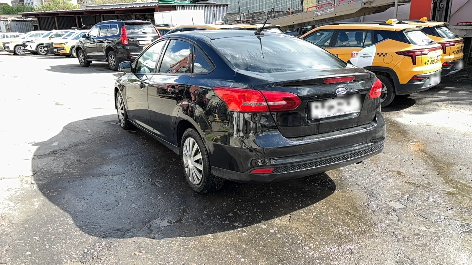 Ford Focus Sedan, фото 4