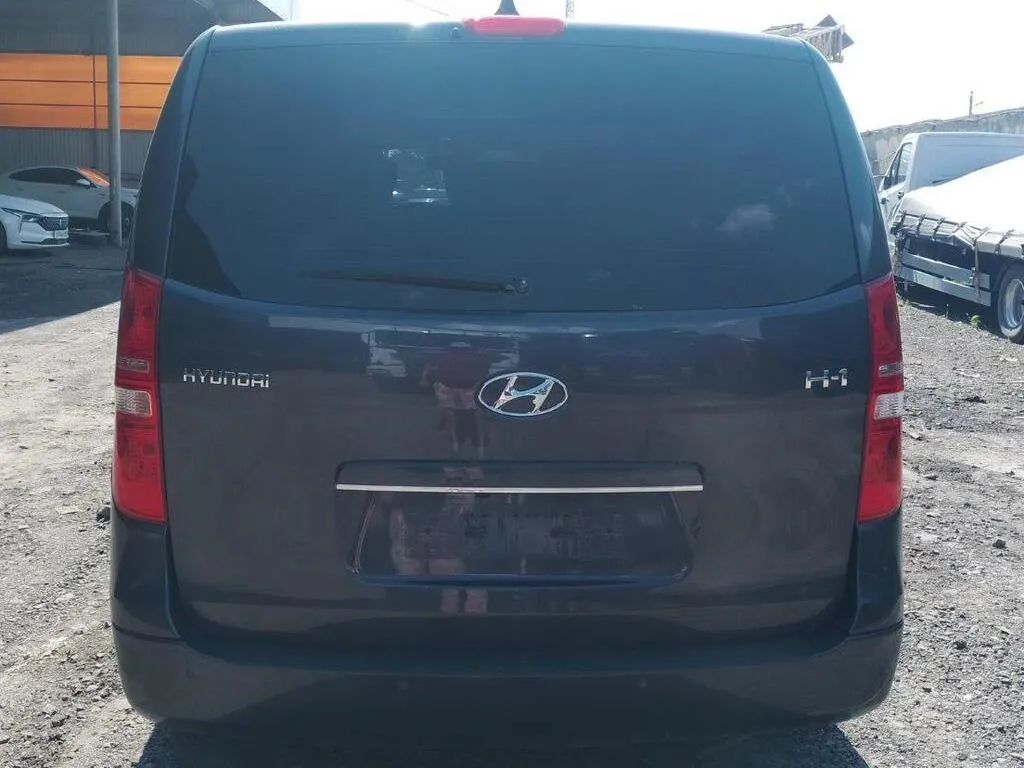 Hyundai H-1, фото 4