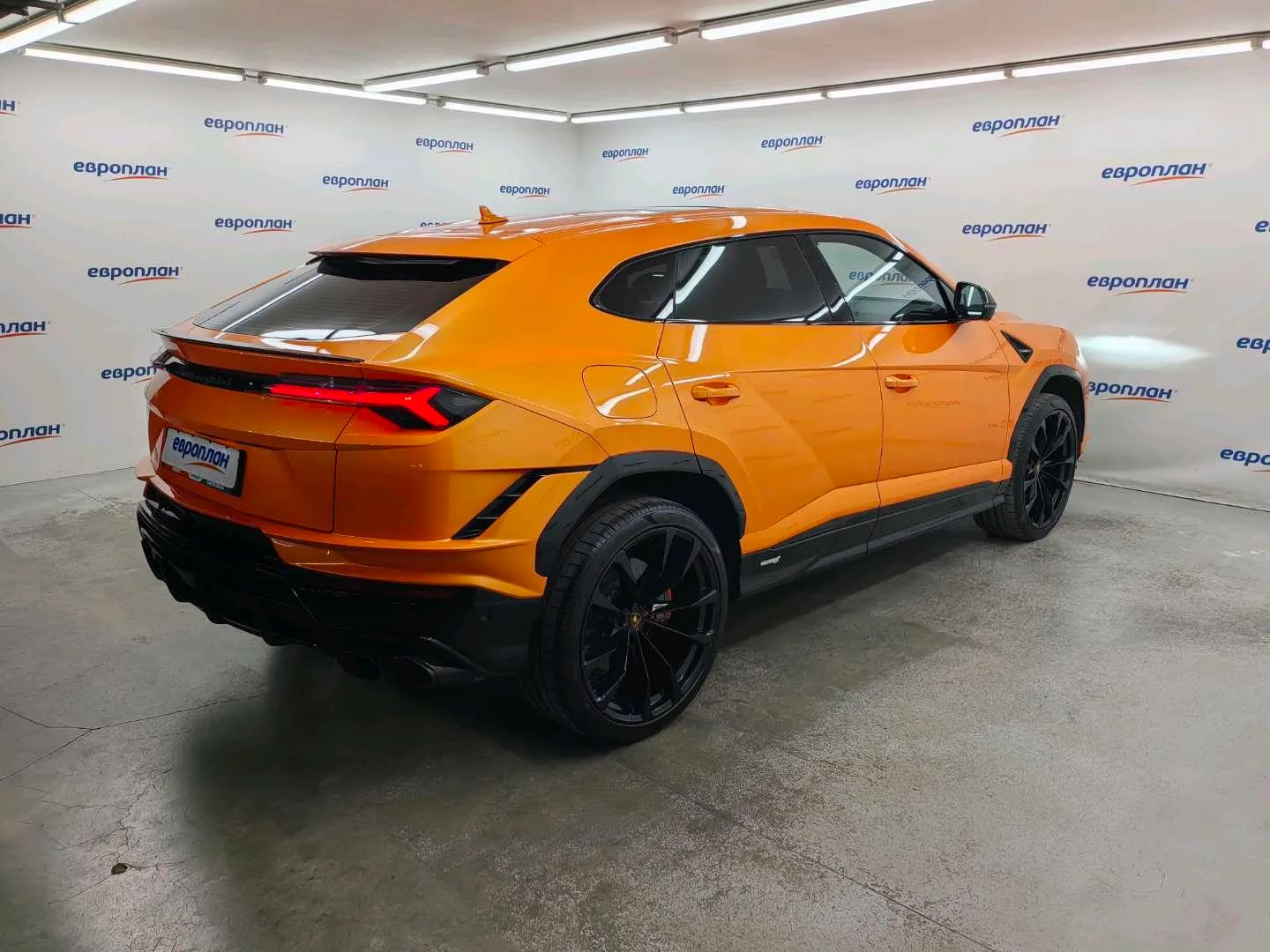 Lamborghini Urus S, фото 3