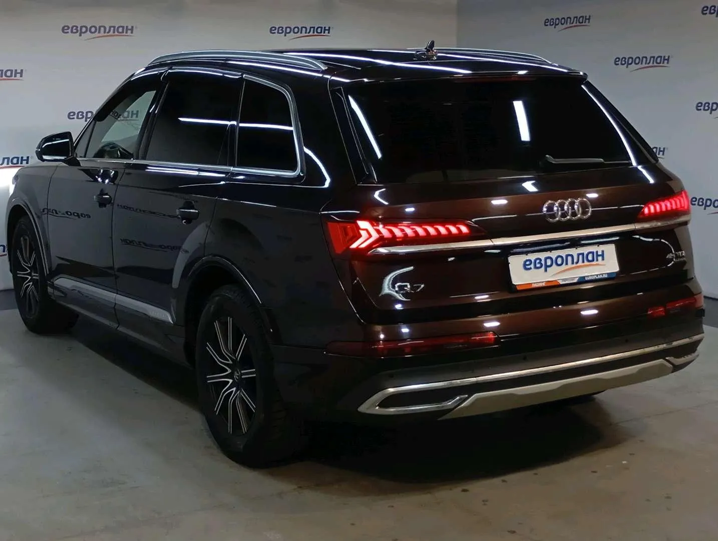 Audi Q7 Эс лайн 45 дизель полный привод АТ, фото 4