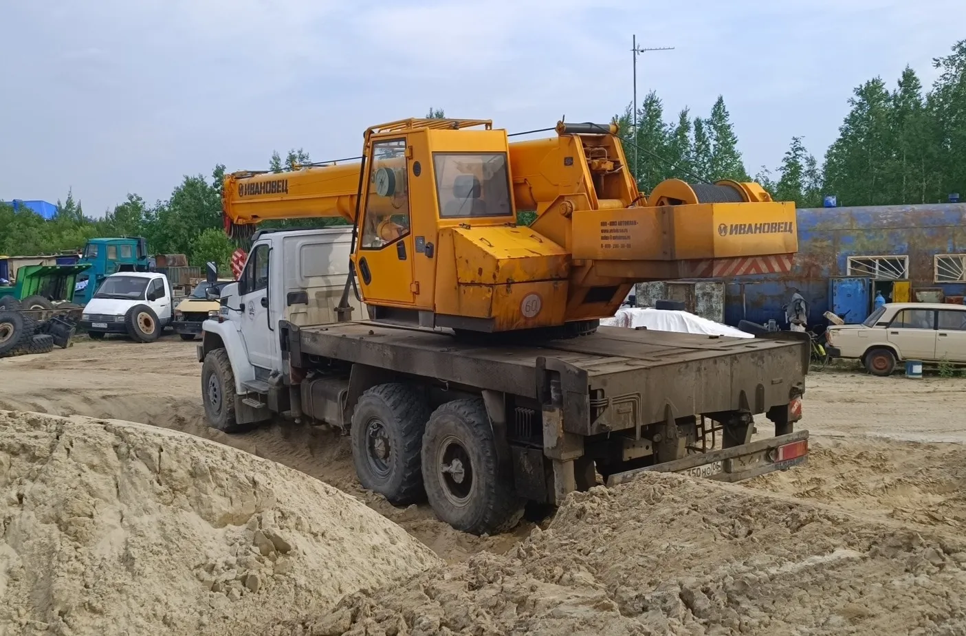 Ивановец КС-45717 на шасси URAL 4320 6x6 Автокран, фото 4