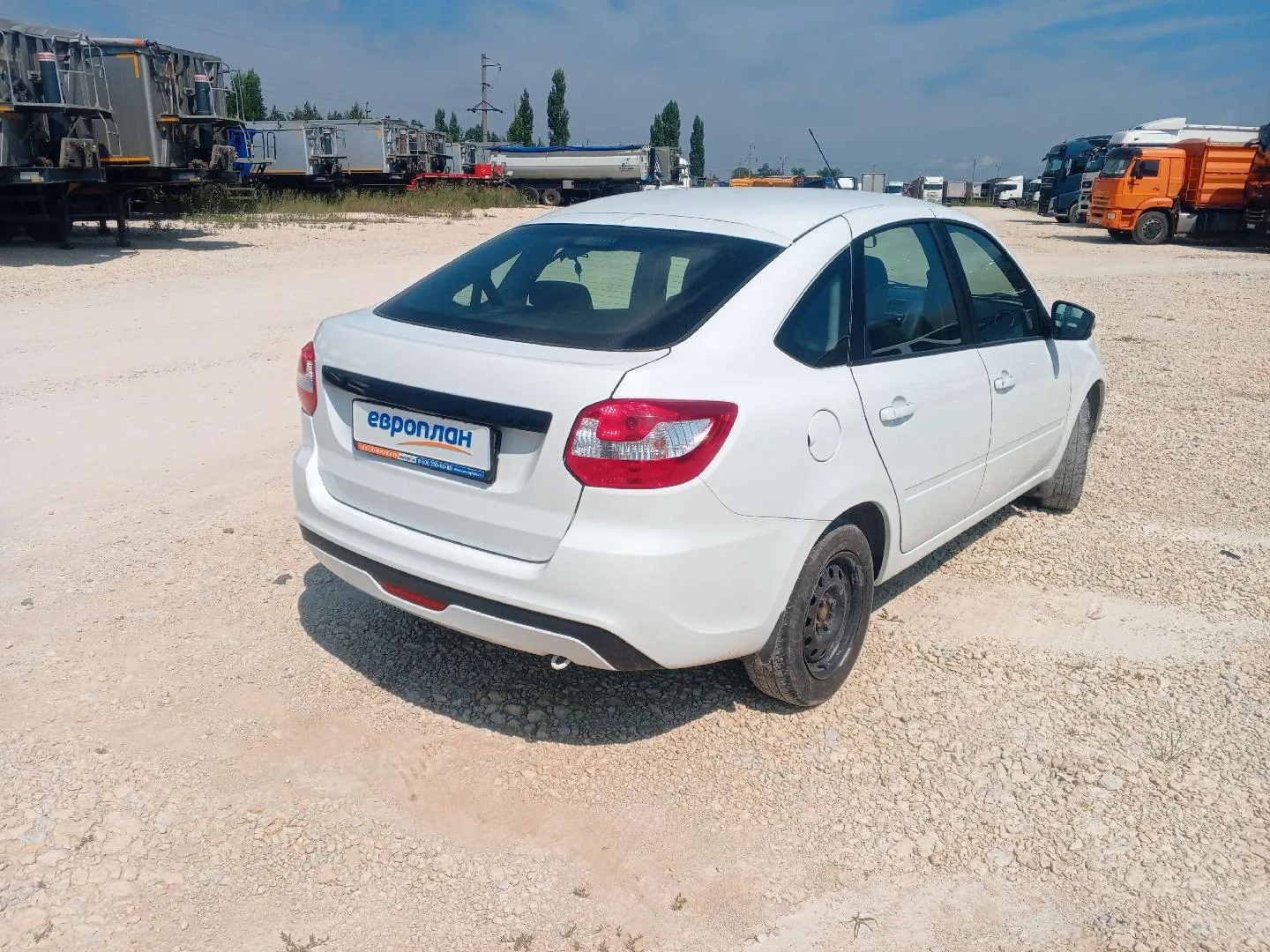 LADA Granta лифтбек, фото 3