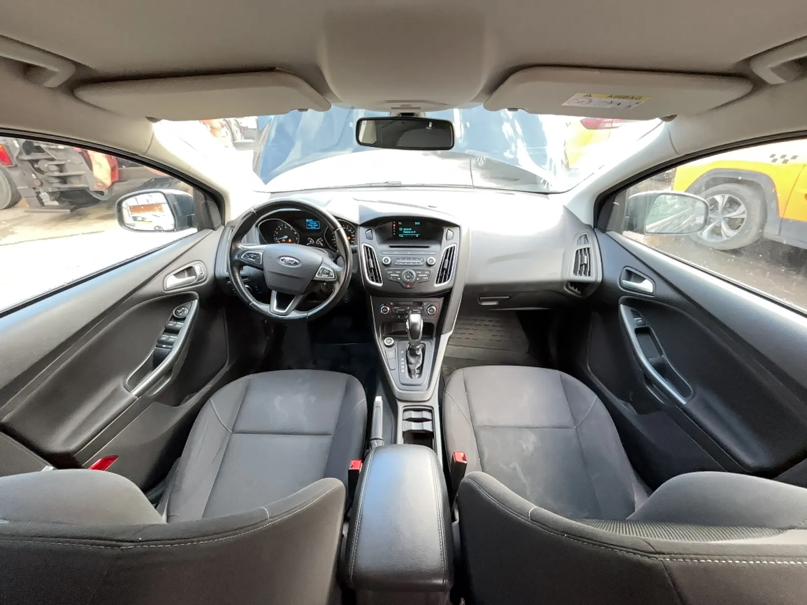 Ford Focus Sedan, фото 5