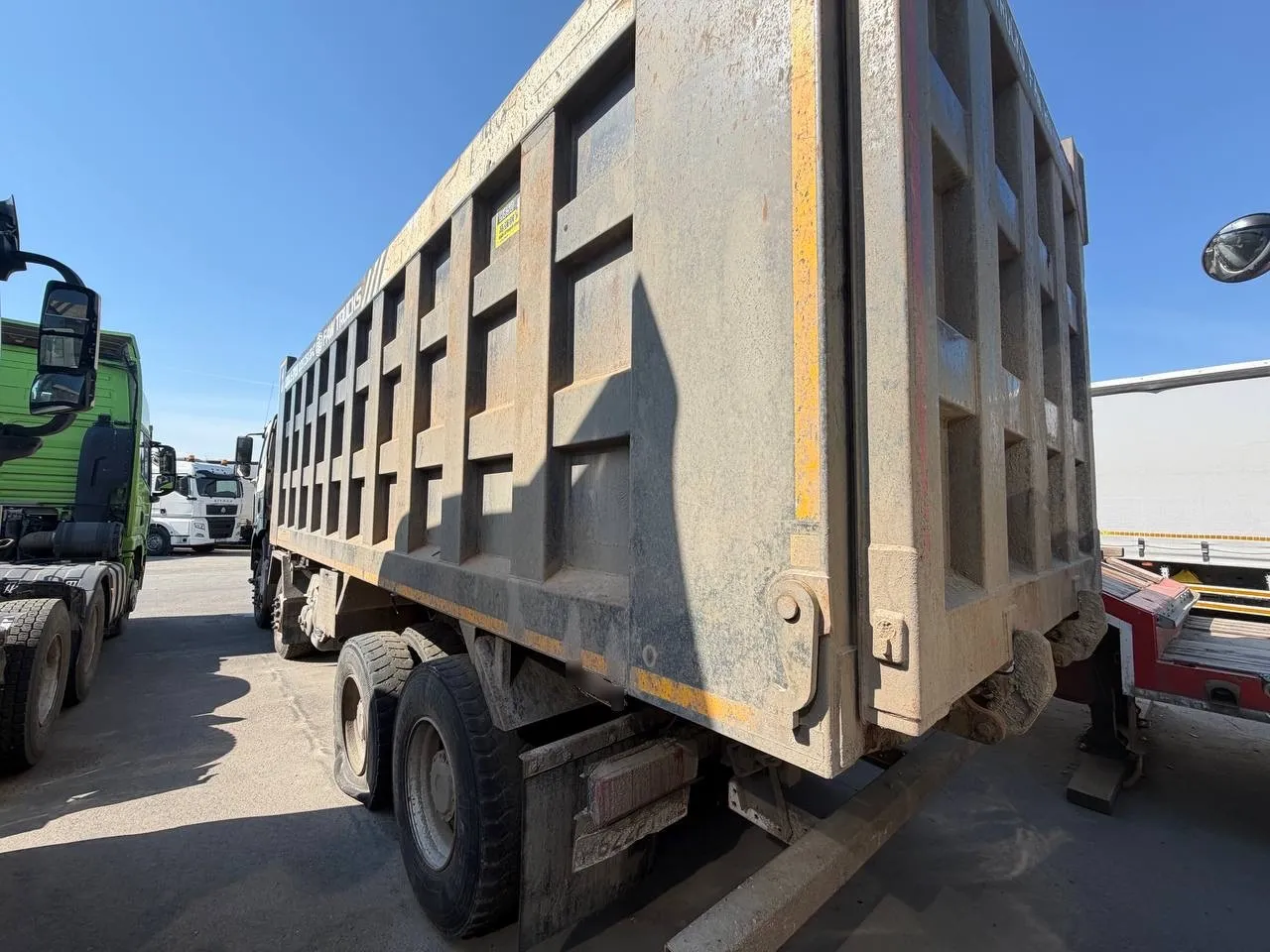 FAW J6 8x4 Самосвал, фото 4
